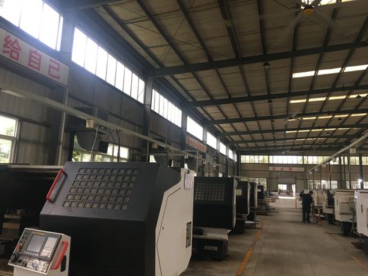 अच्छी कीमत बड़े पैडल विशाल छत प्राकृतिक हवा ठंडा HVLS प्रशंसक 380ac 1.5kw मोटर ऑनलाइन