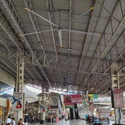 अच्छी कीमत 5.0m 16FT इलेक्ट्रिक एसी संचालित एचवीएलएस औद्योगिक छत प्रशंसक वेंटिलेटर पीएमएसएम मोटर के साथ ऑनलाइन