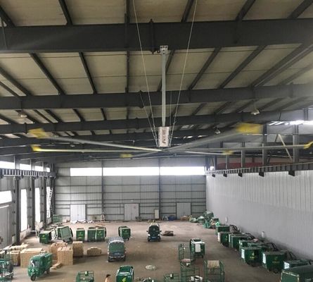 अच्छी कीमत कार्यशाला शीतलन वेंटिलेशन 0.6KW 14FT 5 ब्लेड HVLS पंखे ऑनलाइन